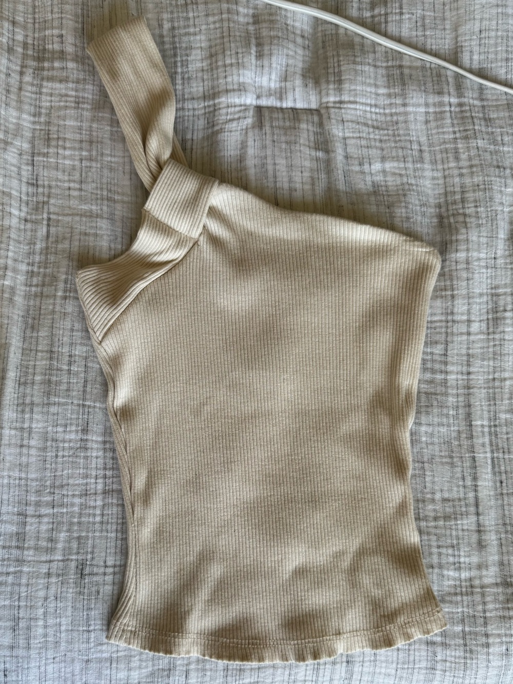 Windsor Cream Ribbed One-Shoulder Knit Crop Top | XS